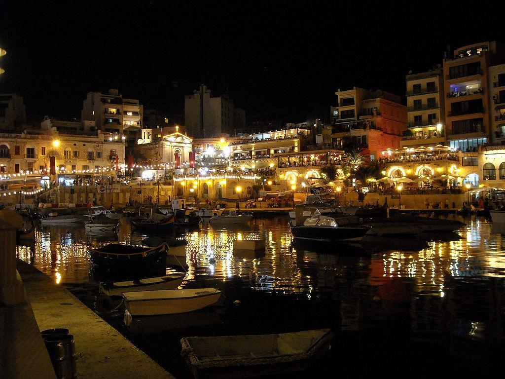 Spinola Seafront Apartment Saint Julian's Bilik gambar
