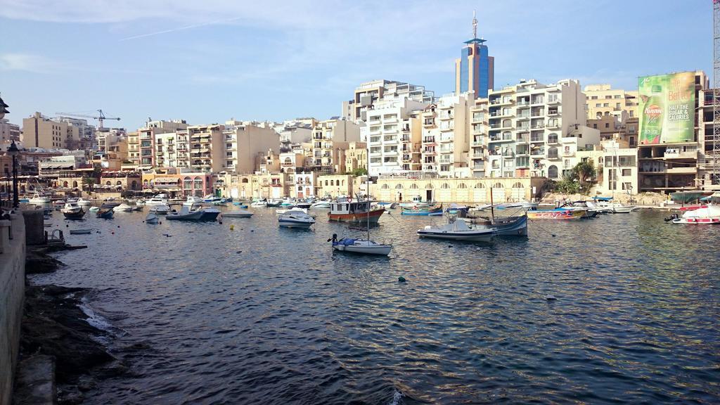 Spinola Seafront Apartment Saint Julian's Bilik gambar